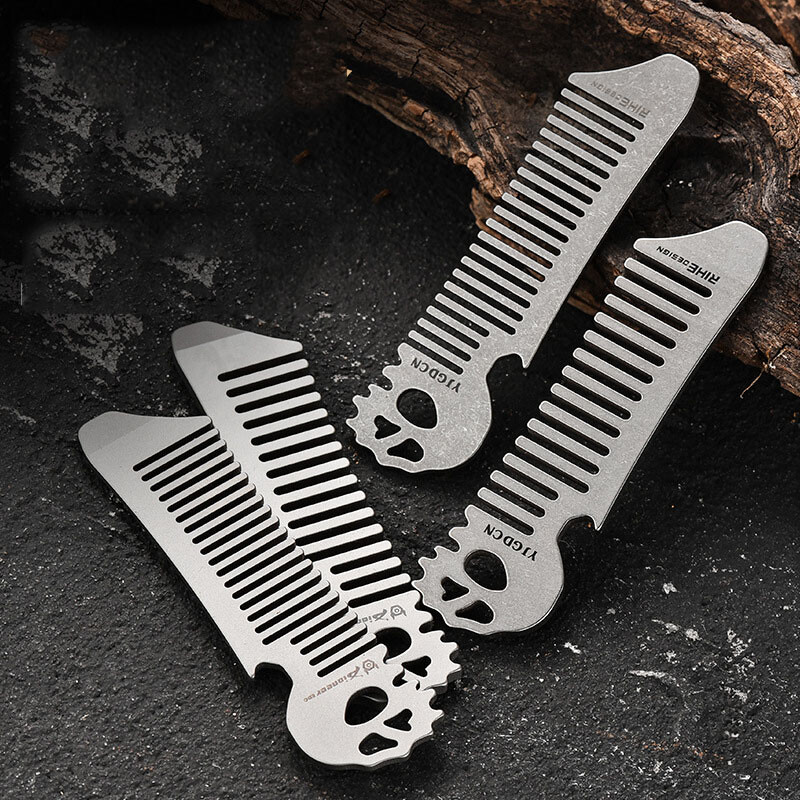 Titanium alloy comb with bottl - Comb Pocket Titanium recension och pris